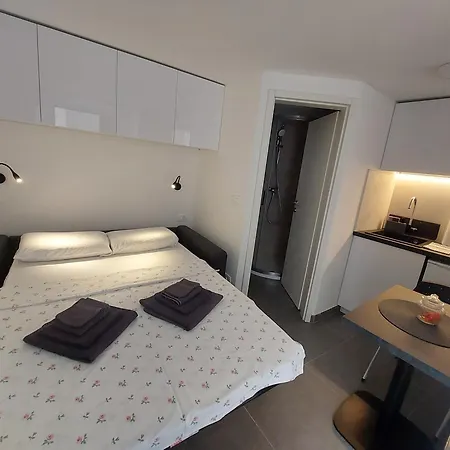 R&b Apartament *