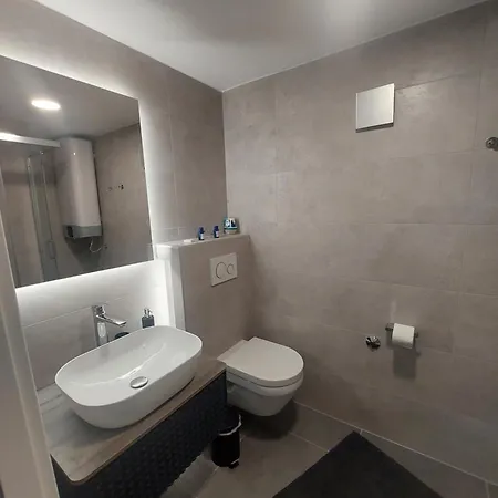 Apartman R&b Baška